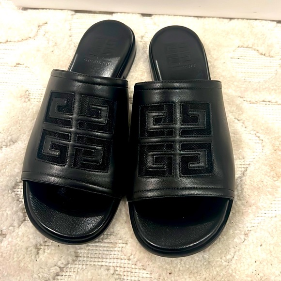 Black Givenchy Sandals brand New - Picture 1 of 4